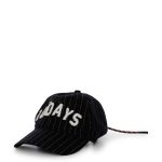 petten en hoeden